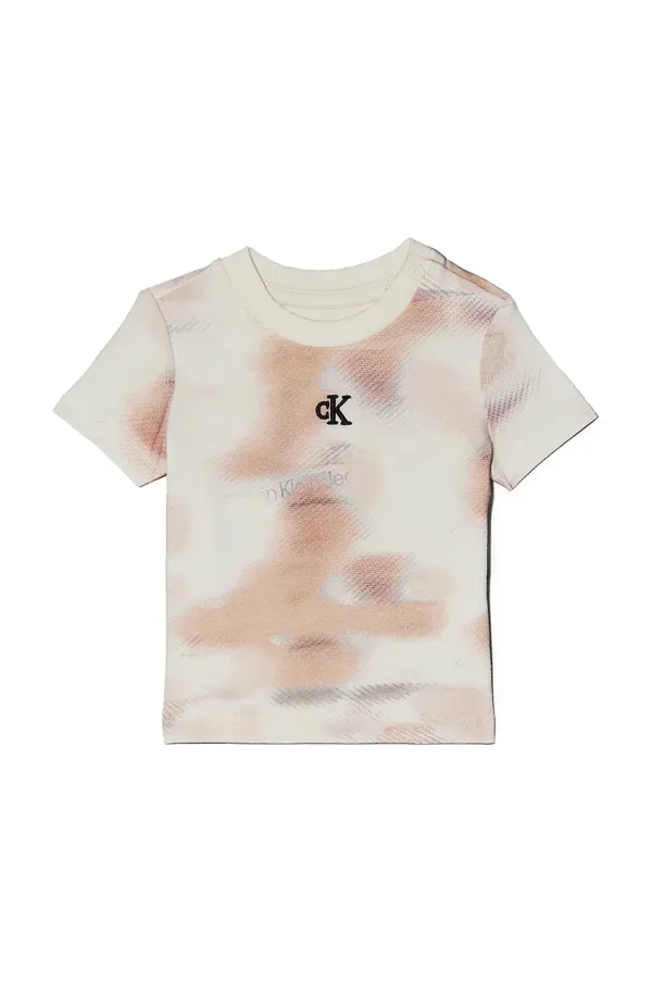 Calvin Klein Jeans Otroška kratka majica Calvin Klein Jeans oranžna barva, IN0IN00293