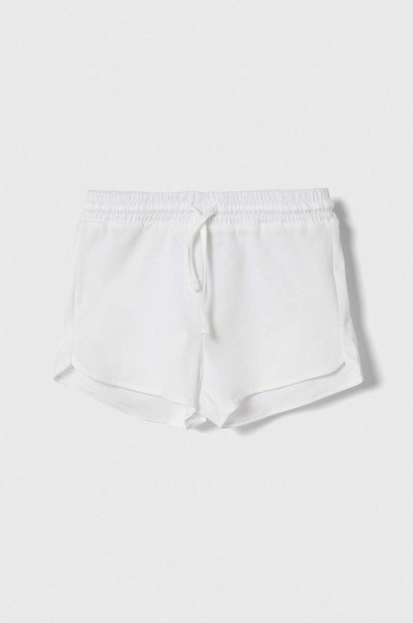 United Colors of Benetton Otroške bombažne kratke hlače United Colors of Benetton bela barva