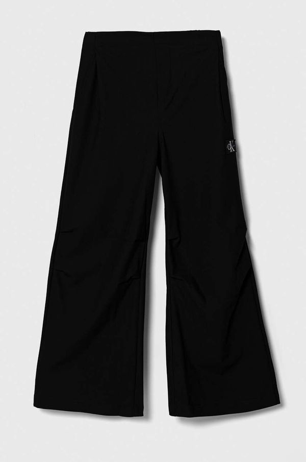 Calvin Klein Jeans Otroške hlače Calvin Klein Jeans črna barva
