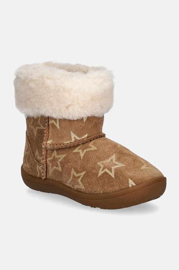 Ugg Otroške snežke iz semiša UGG SAMMEE IRIDESCENSTARS rjava barva, 1157633T