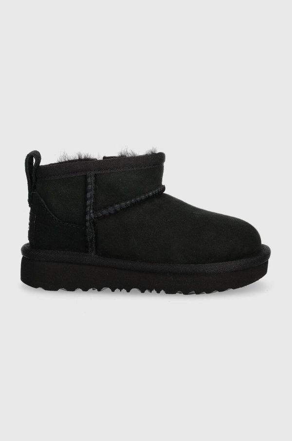 Ugg Otroške snežke iz semiša UGG T CLASSIC ULTRA MINI črna barva