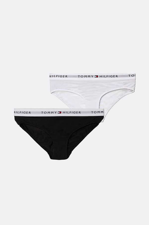 Tommy Hilfiger Otroške spodnje hlače Tommy Hilfiger 2-pack črna barva, UG0UG00750