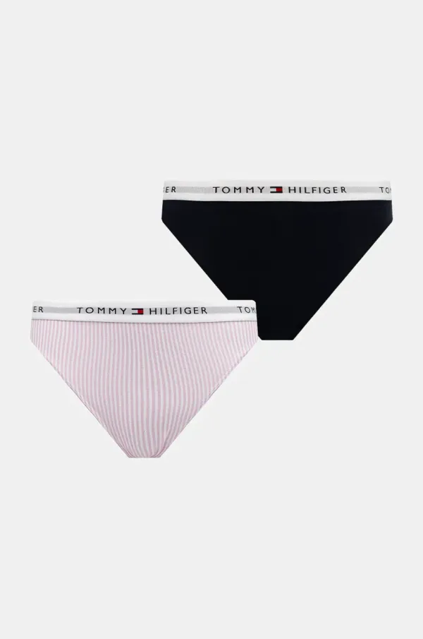 Tommy Hilfiger Otroške spodnje hlače Tommy Hilfiger 2-pack roza barva, UG0UG00751