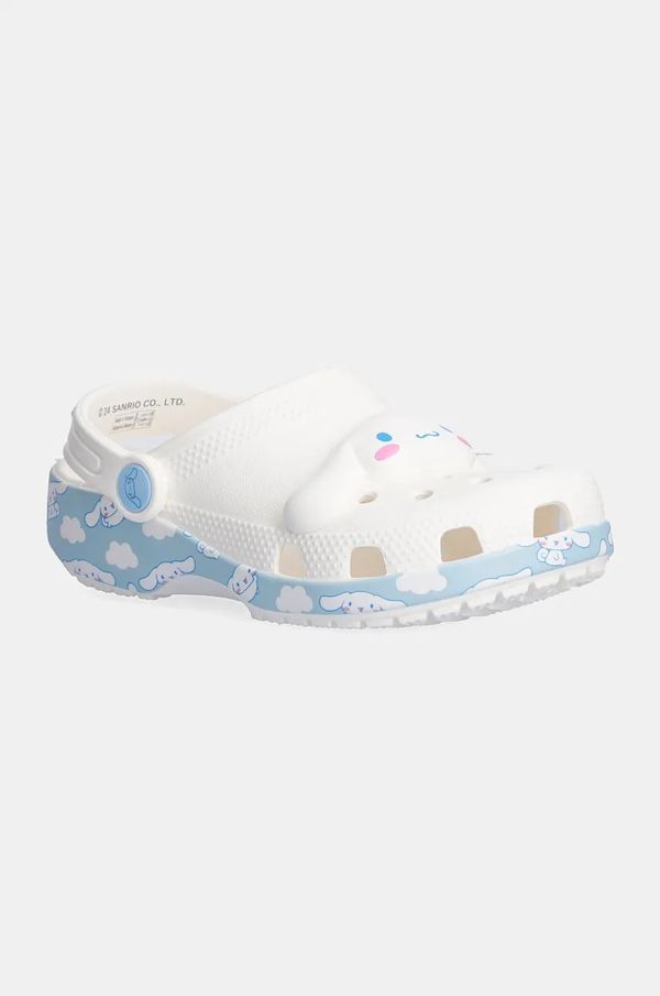 Crocs Otroški natikači Crocs CLASSIC CINNAMOROLL CLOG bela barva, 210344