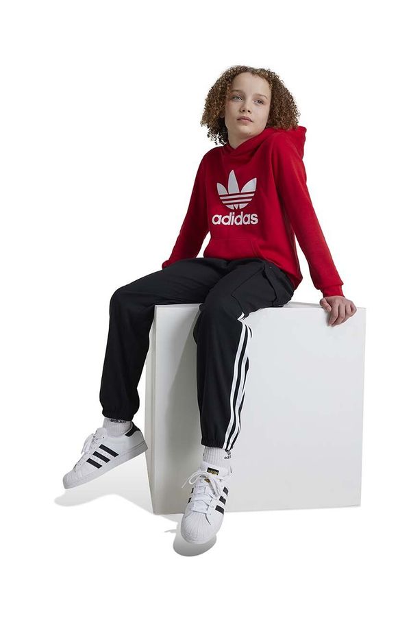 adidas Originals Otroški pulover adidas Originals TREFOIL HOODIE rdeča barva, s kapuco, IY7443