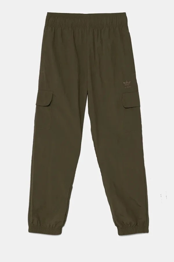 adidas Originals Otroški spodnji del trenirke adidas Originals CARGO PANTS zelena barva, IX7619