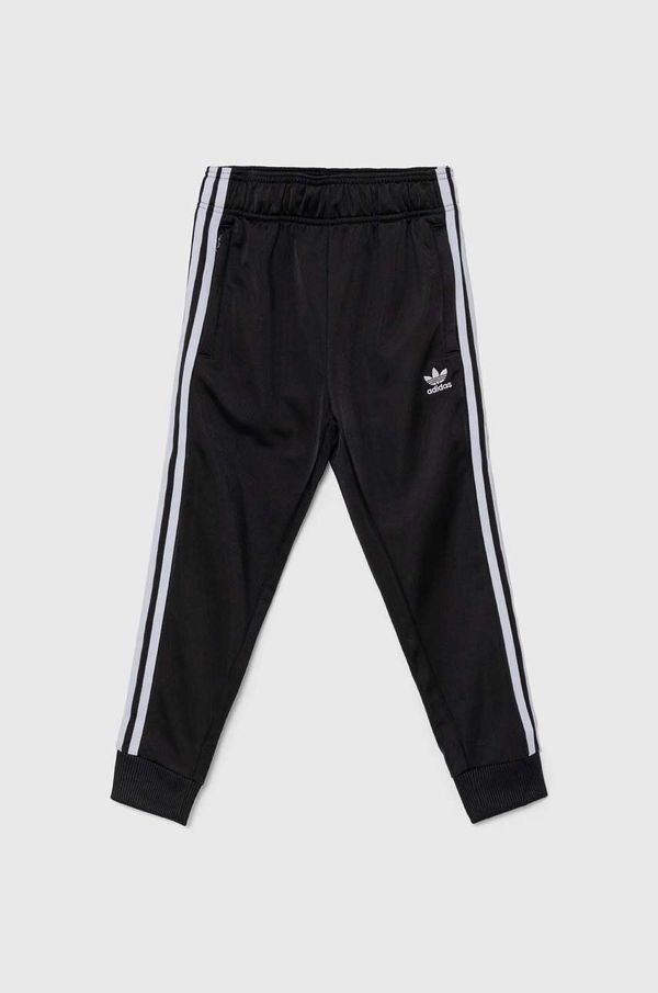 adidas Originals Otroški spodnji del trenirke adidas Originals SST TRACK PANTS črna barva, IX7630