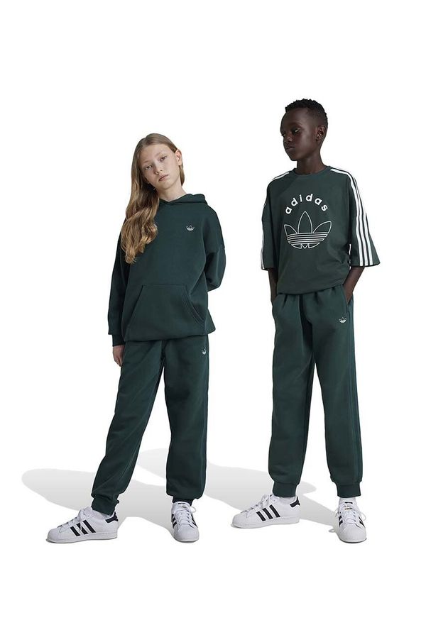 adidas Originals Otroški spodnji del trenirke adidas Originals SWEATPANTS zelena barva, IY9537