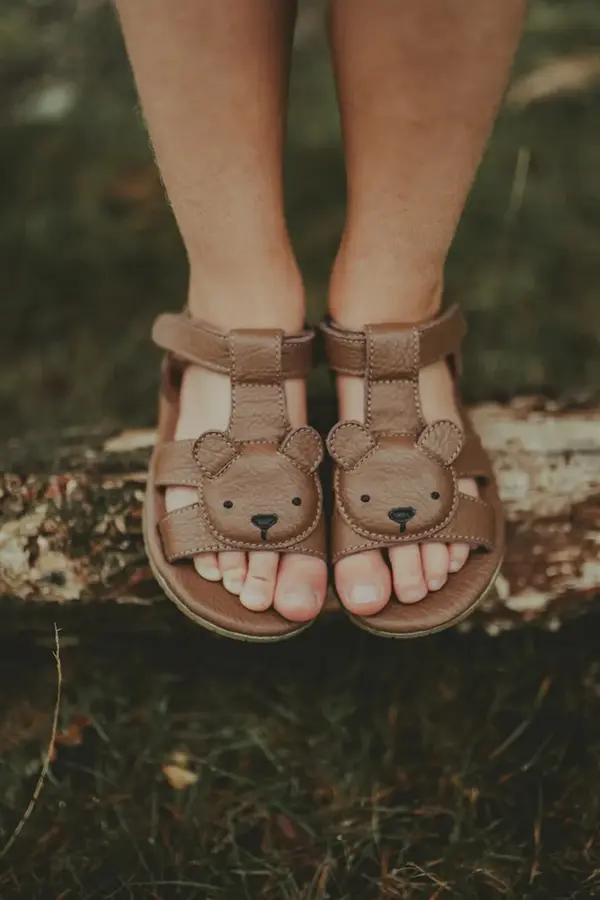 Donsje Otroški usnjeni sandali Donsje Dhalo Sandals Bear