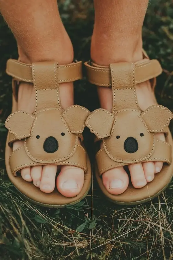 Donsje Otroški usnjeni sandali Donsje Dhalo Sandals Koala