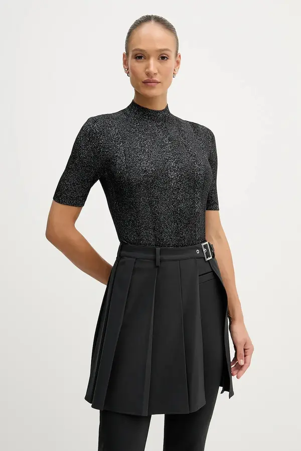 Sisley Pulover z dodatkom volne Sisley