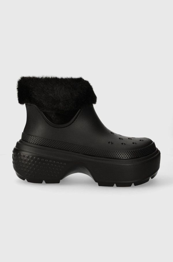 Crocs Snežke Crocs Stomp Lined Boot črna barva, 208718