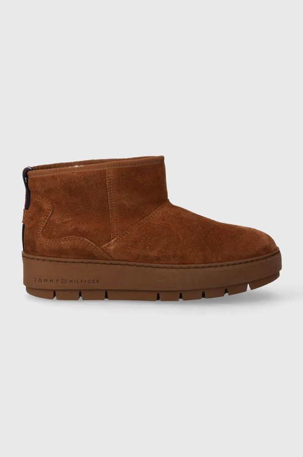 Tommy Hilfiger Snežke iz semiša Tommy Hilfiger COOL SUEDE SNOWBOOT rjava barva, FW0FW07662