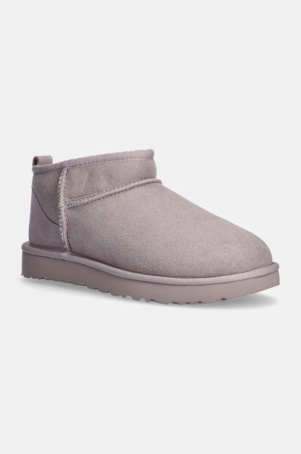 Ugg Snežke iz semiša UGG Classic Ultra Mini vijolična barva, 1116109-PSK