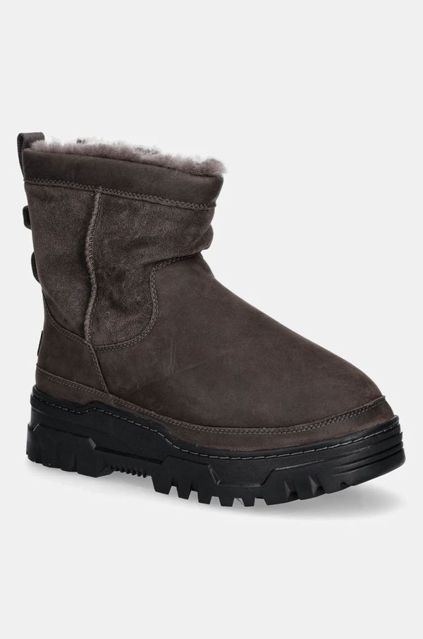 Ugg Snežke iz semiša UGG Heritage Pull On Trailgazer rjava barva, 1158213-TCLD