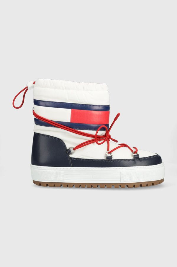 Tommy Jeans Snežke Tommy Jeans EN0EN02162 TOMMY JEANS SNOWBOOT LOW bela barva