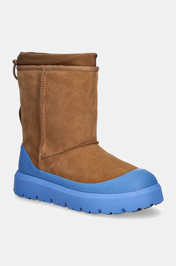 Ugg Snežke UGG Classic Short Weather Hybrid rjava barva, 1143992-CBG