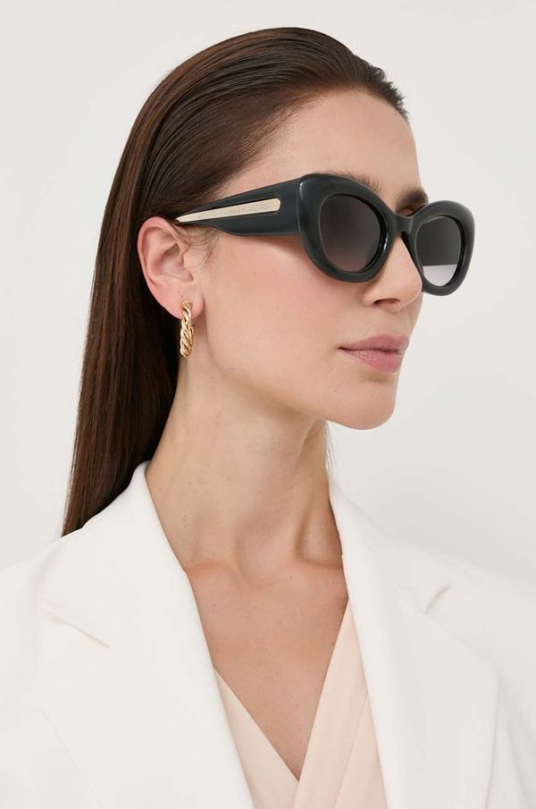 Alexander McQueen Sončna očala Alexander McQueen AM0403S ženska, črna barva