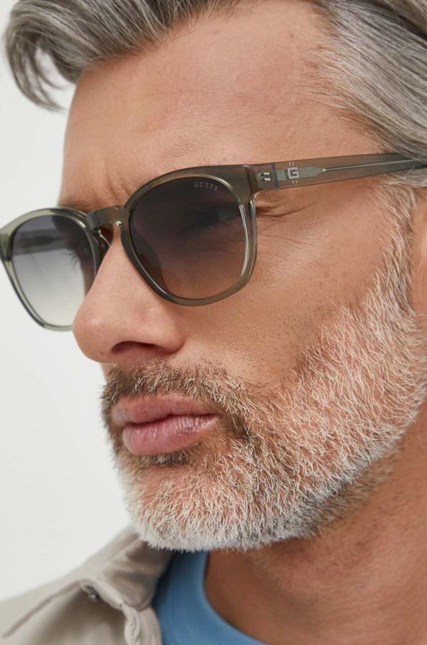 Guess Sončna očala Guess moška, siva barva, GU00083_H_5493P