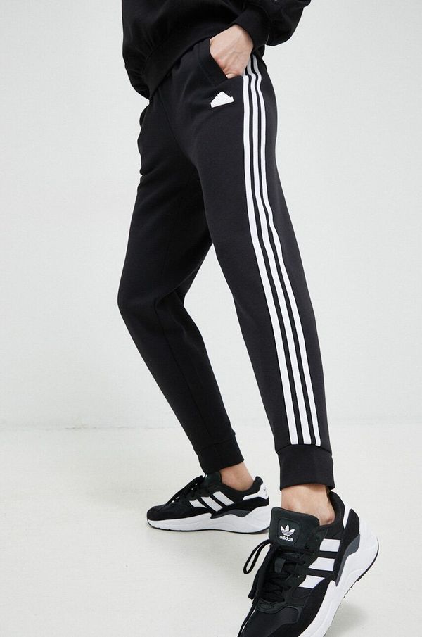 adidas Spodnji del trenirke adidas črna barva