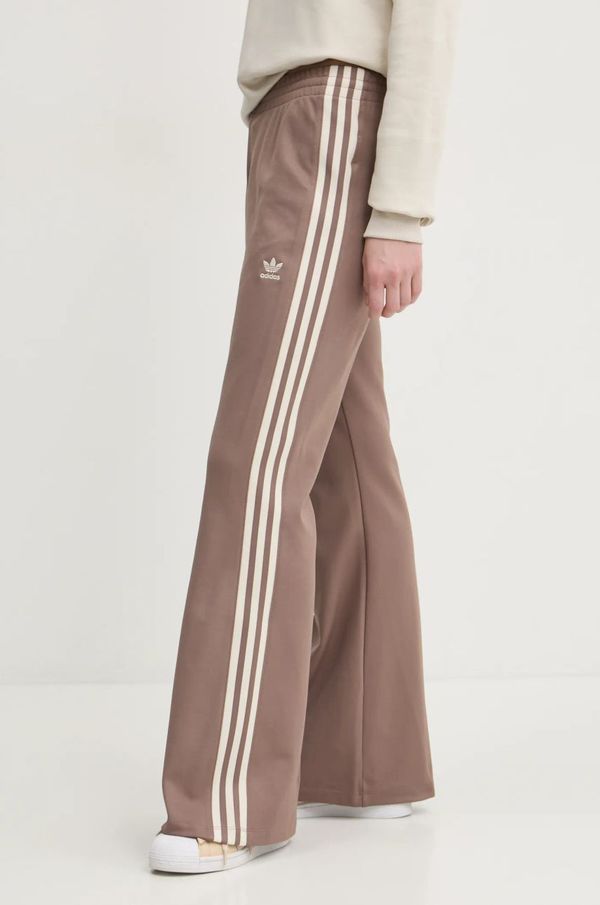 adidas Originals Spodnji del trenirke adidas Originals 3- Stripes Flared rjava barva, JC5784