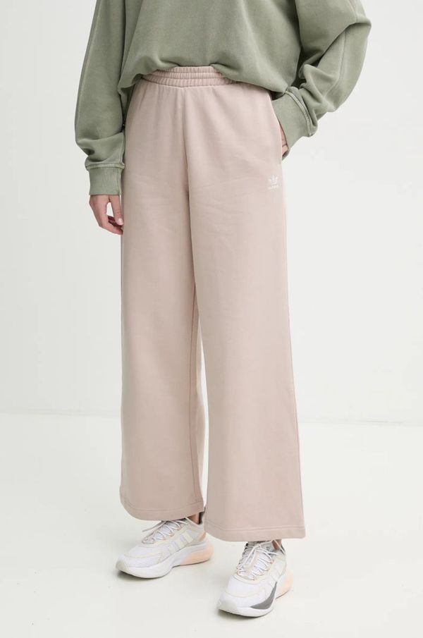 adidas Originals Spodnji del trenirke adidas Originals Femme Galore Wideleg Fleece Pants bež barva, JN3029