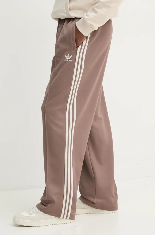 adidas Originals Spodnji del trenirke adidas Originals Firebird rjava barva, JP1067