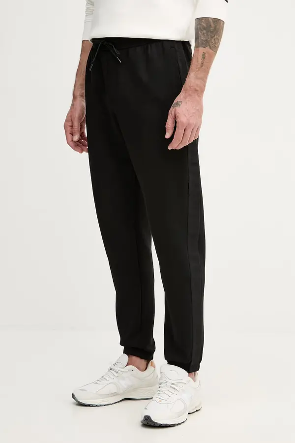 Armani Exchange Spodnji del trenirke Armani Exchange