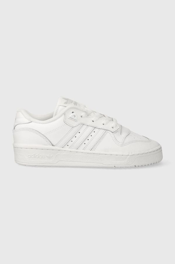 adidas Originals Superge adidas Originals bela barva