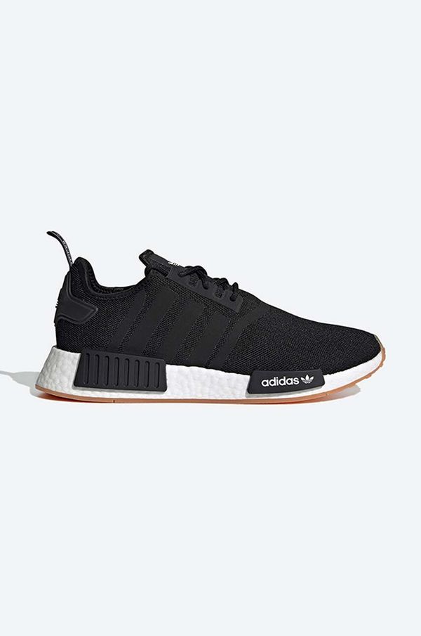 adidas Originals Superge adidas Originals NMD_R1 GZ9257 črna barva