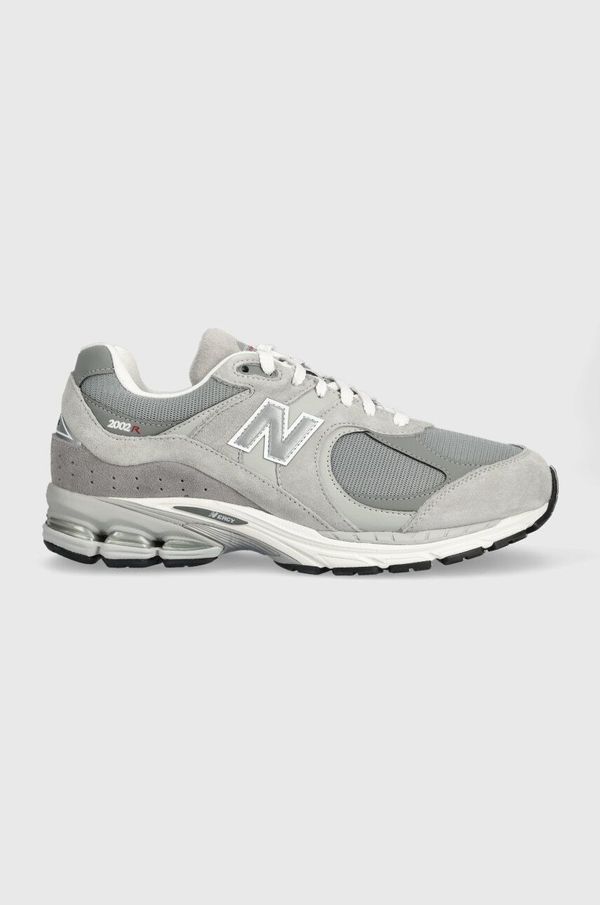 New Balance Superge New Balance M2002RXJ siva barva