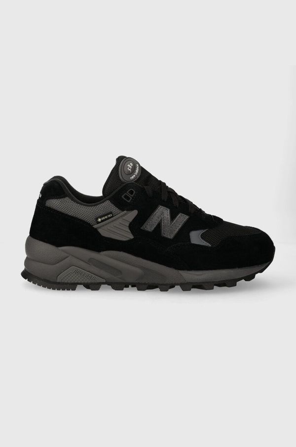 New Balance Superge New Balance MT580RGR črna barva