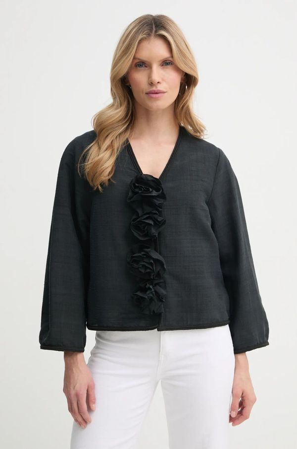 By Malene Birger Svilena srajca By Malene Birger MINEAS črna barva, 102436