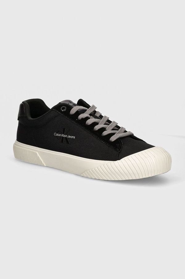 Calvin Klein Jeans Teniske Calvin Klein Jeans SKATER VULC LOW MTR moške, črna barva, YM0YM01000