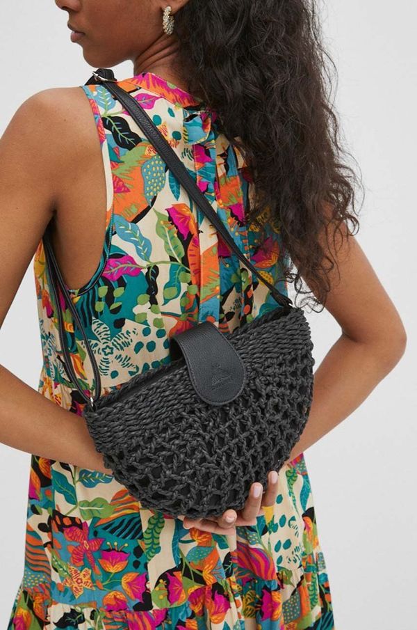 Medicine Torbica Medicine črna barva