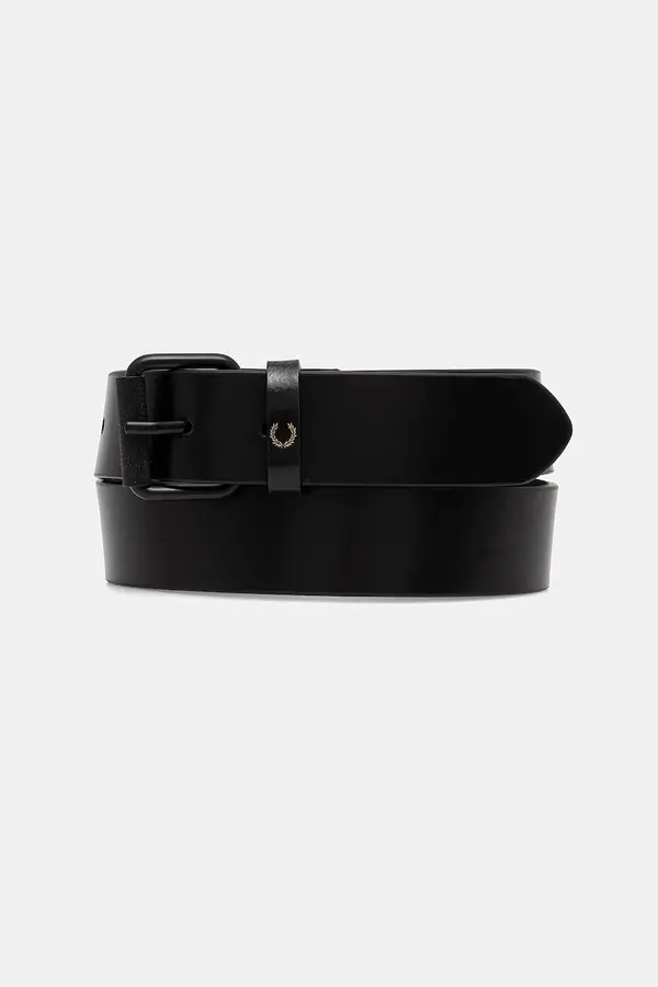 Fred Perry Usnjen pas Fred Perry