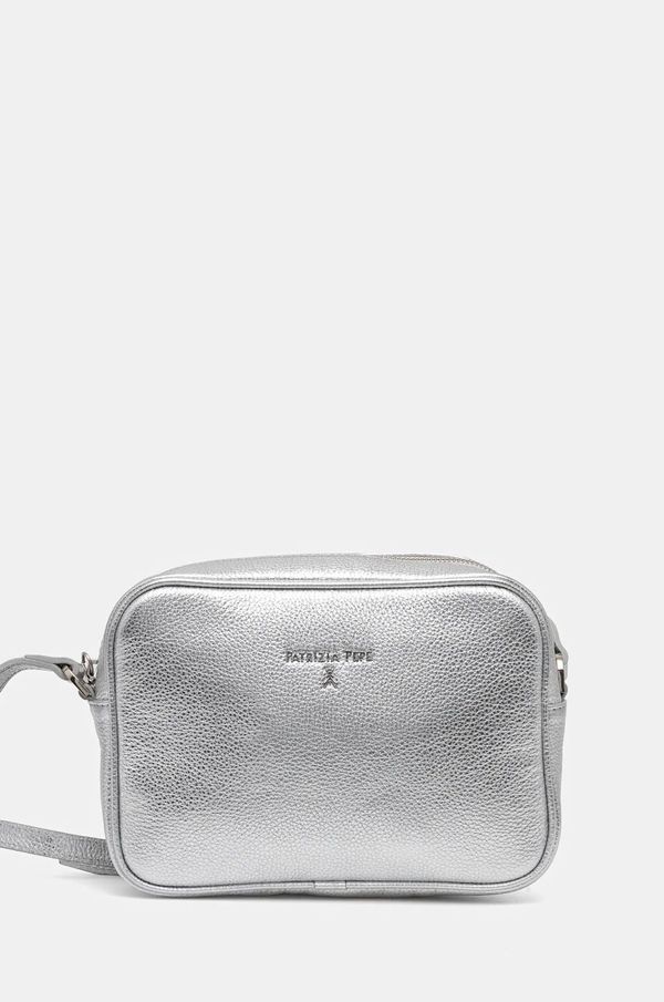 Patrizia Pepe Usnjena torbica Patrizia Pepe srebrna barva, 8B8985 L138