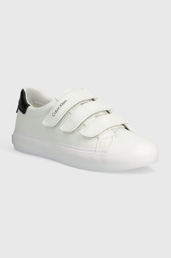 Calvin Klein Usnjene superge Calvin Klein VULCANIZED SLIP ON VELCRO LTH bela barva, HW0HW01909