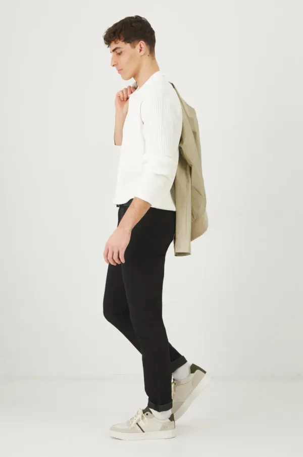 Medicine Usnjene superge Medicine moški, bela barva