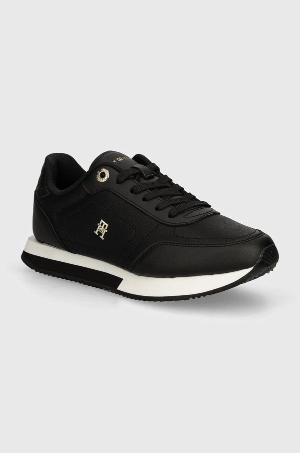 Tommy Hilfiger Usnjene superge Tommy Hilfiger ELEVATED ESSENT RUNNER MONOGRAM črna barva, FW0FW08285