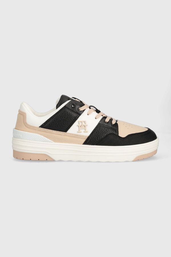 Tommy Hilfiger Usnjene superge Tommy Hilfiger TH PREMIUM LO BASKET SNEAKER bela barva, FW0FW07564