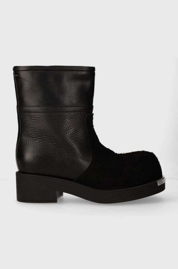 MM6 Maison Margiela Usnjeni čevlji MM6 Maison Margiela Ankle Boot moški, črna barva, S66WU0109