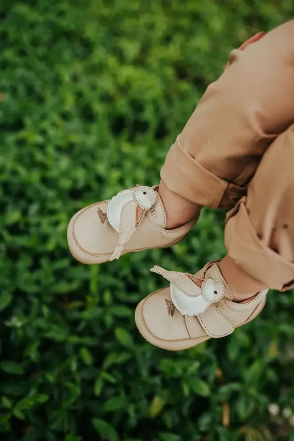 Donsje Usnjeni čevlji za dojenčka Donsje Niek Sneakers Pink Chickadee