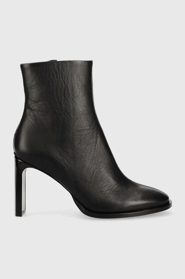 Calvin Klein Usnjeni gležnarji Calvin Klein Curved Stil Ankle Boot 80 ženski, črna barva