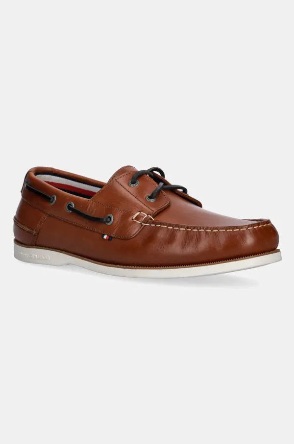 Tommy Hilfiger Usnjeni mokasini Tommy Hilfiger TH BOAT SHOE CORE LTH moški, rjava barva, FM0FM05569