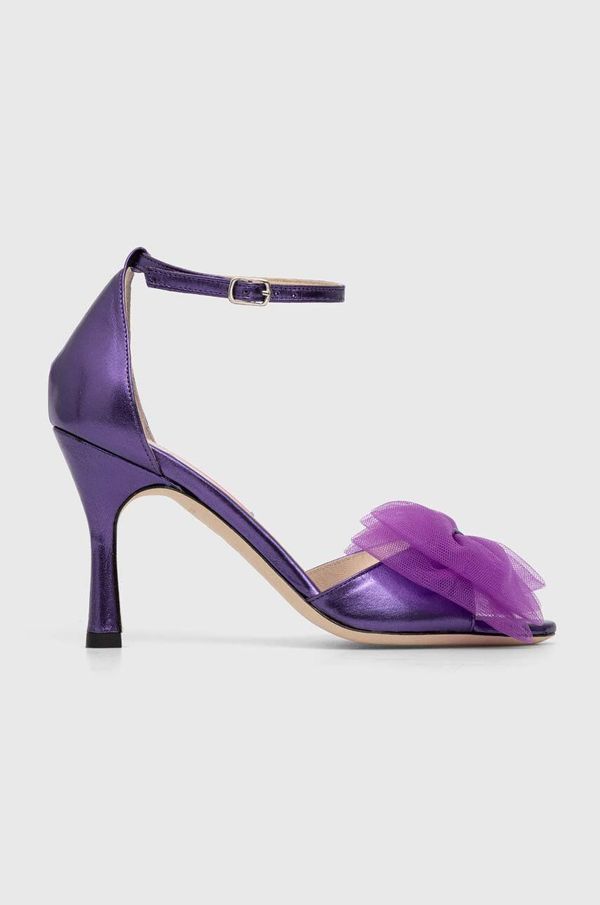 Custommade Usnjeni sandali Custommade Ashley Metallic Tulle vijolična barva, 000304046