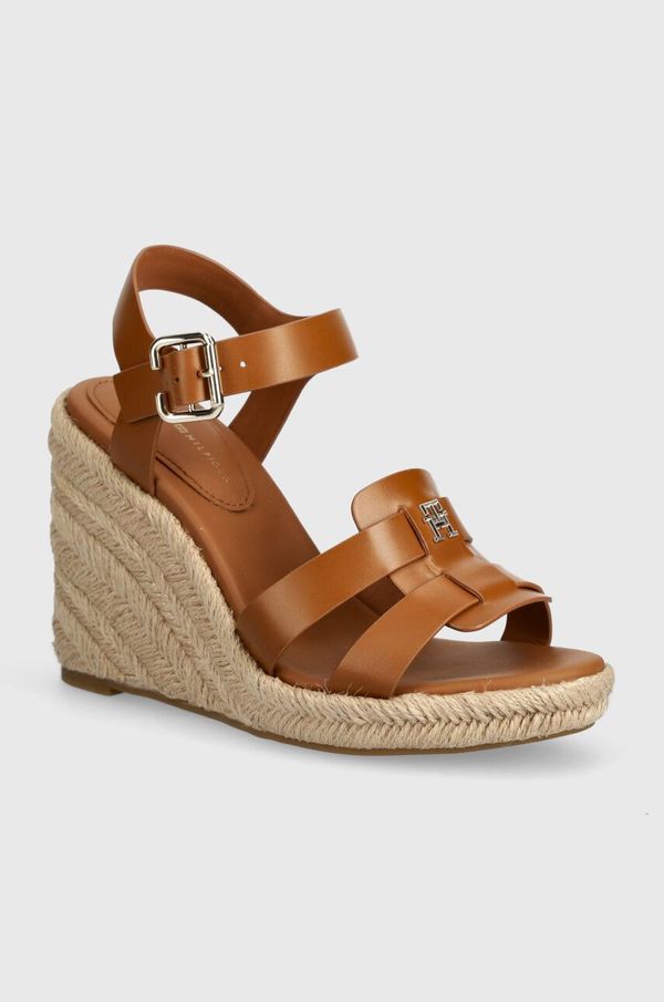 Tommy Hilfiger Usnjeni sandali Tommy Hilfiger ESPADRILLE HIGH WEDGE LEATHER rjava barva, FW0FW07925