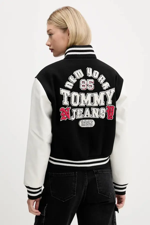 Tommy Jeans Volnena bomber jakna Tommy Jeans
