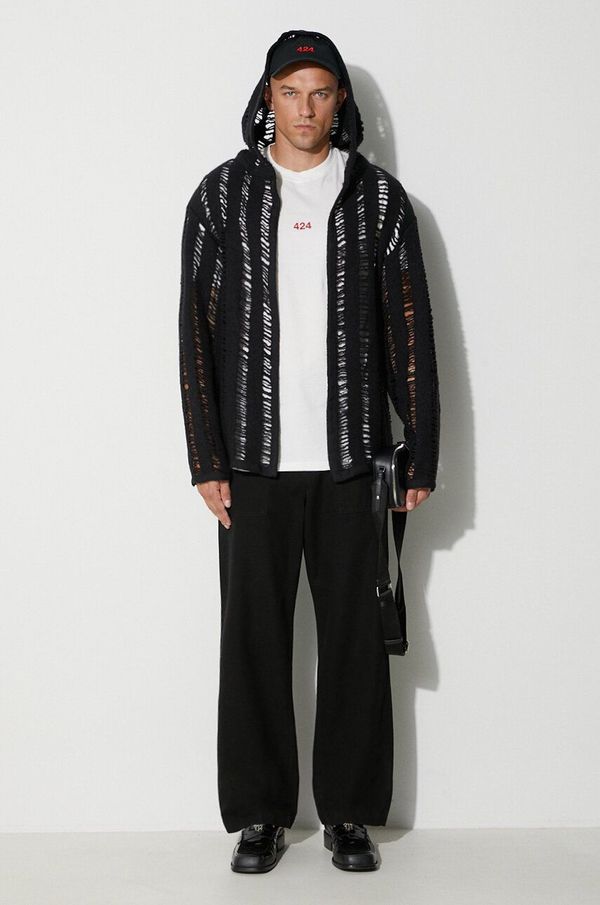 424 Volnena jopica 424 črna barva