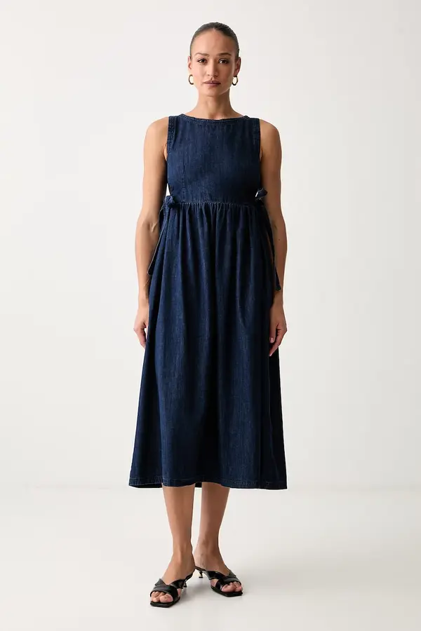 Weekend Max Mara Weekend Max Mara obleka A-kroja denim WKDABANO